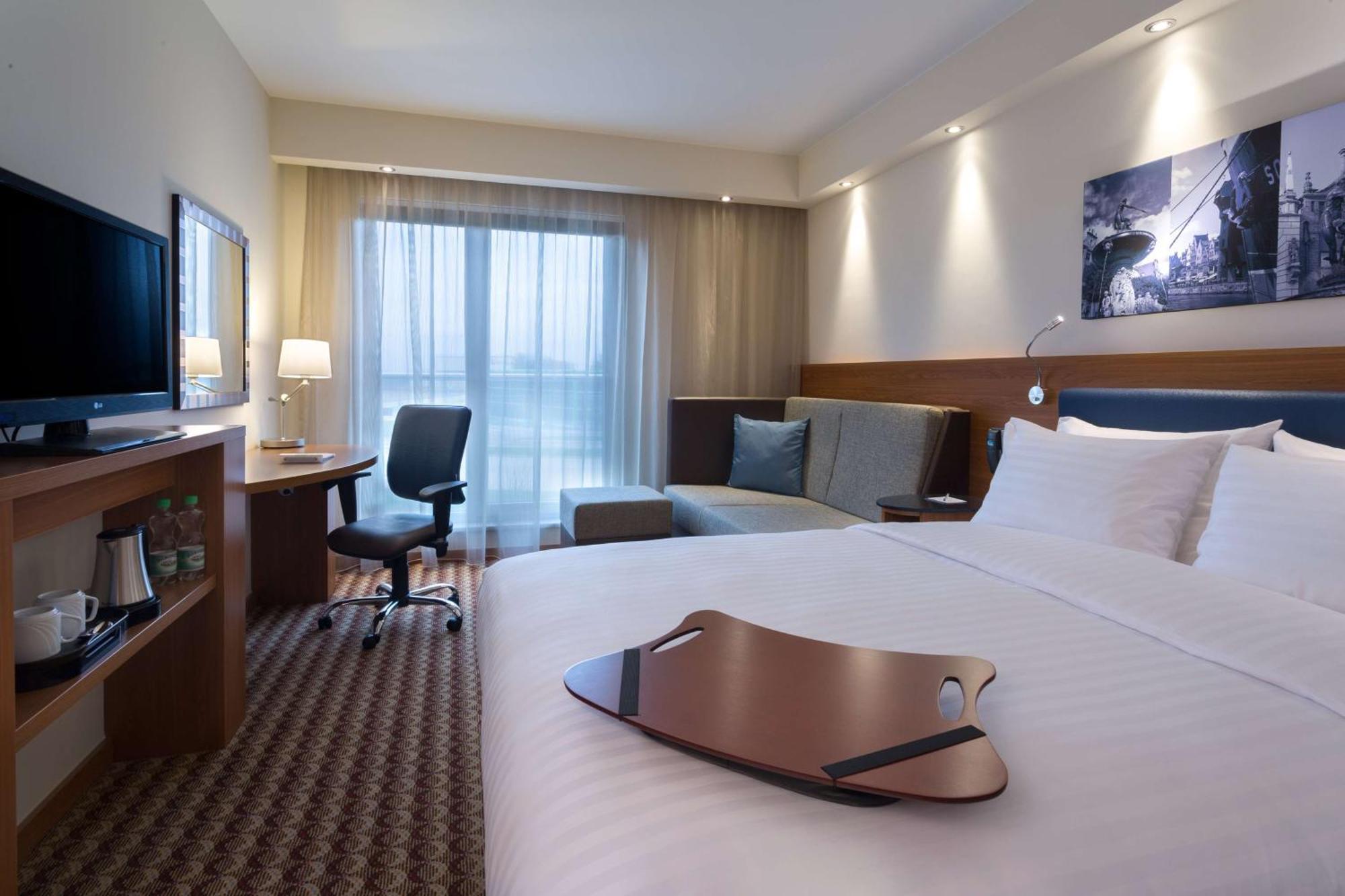 Chambre Lit Queen-Size avec Canapé-Lit